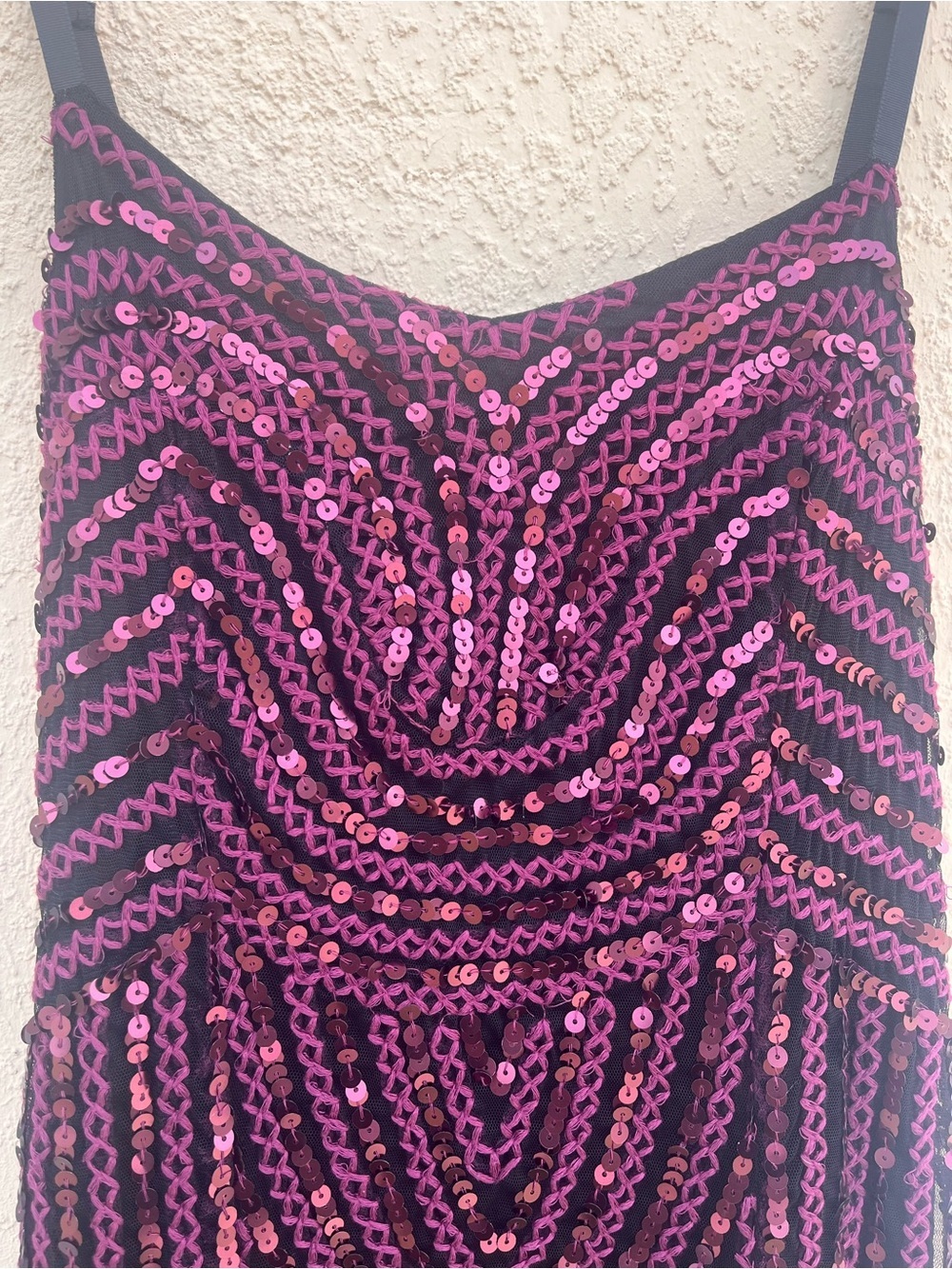 Sequin Cocktail Dress Burgundy Plum Geometric Open Back Fringe Hem Party Dress - Picture 7 of 10